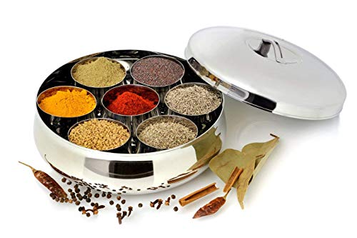 Spice tin with seven different Indian spices