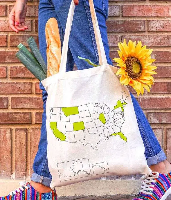 Tote bag with map of US