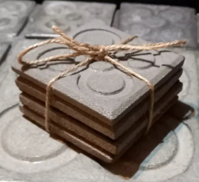 Four tiles with a rope