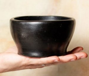 A black bowl made in Colombia