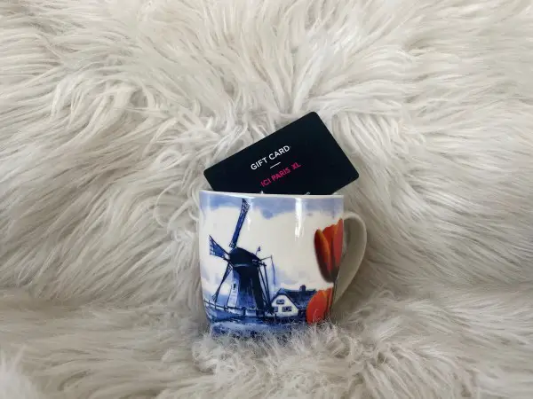 creative ways to give gift cards