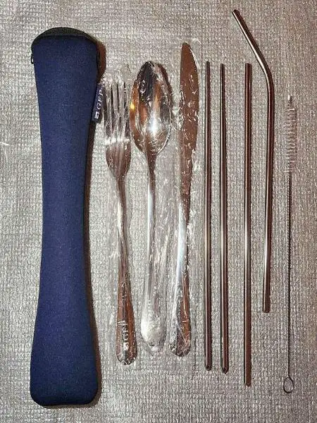 A utensil set for traveling
