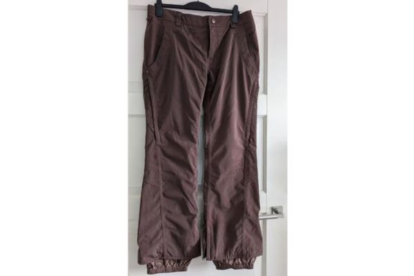 Warm ski and snowboard pants