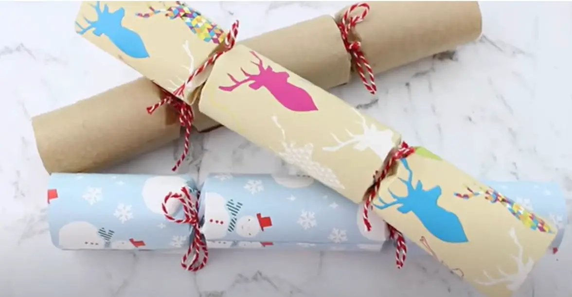 Three party crackers