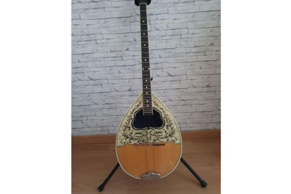A typical Greek string instrument