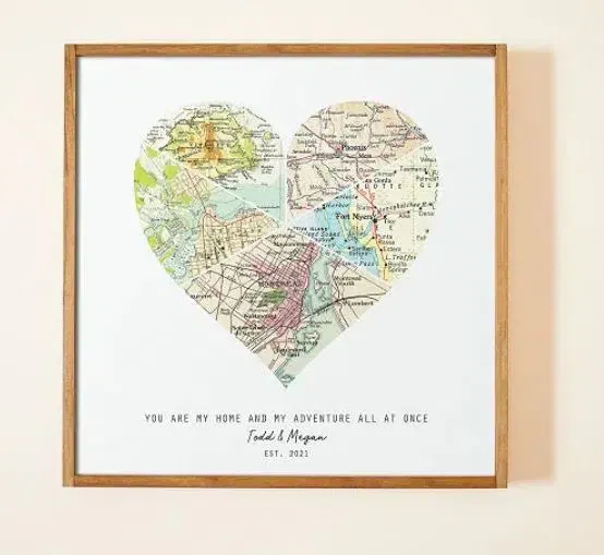 Photo frame with maps shape like a heart