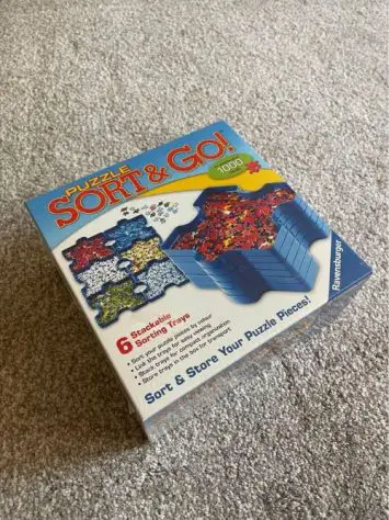 Package of puzzle storing trays