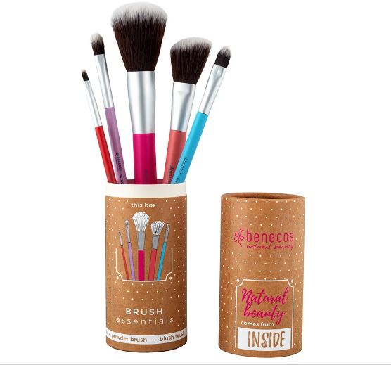 A set of make up brushes